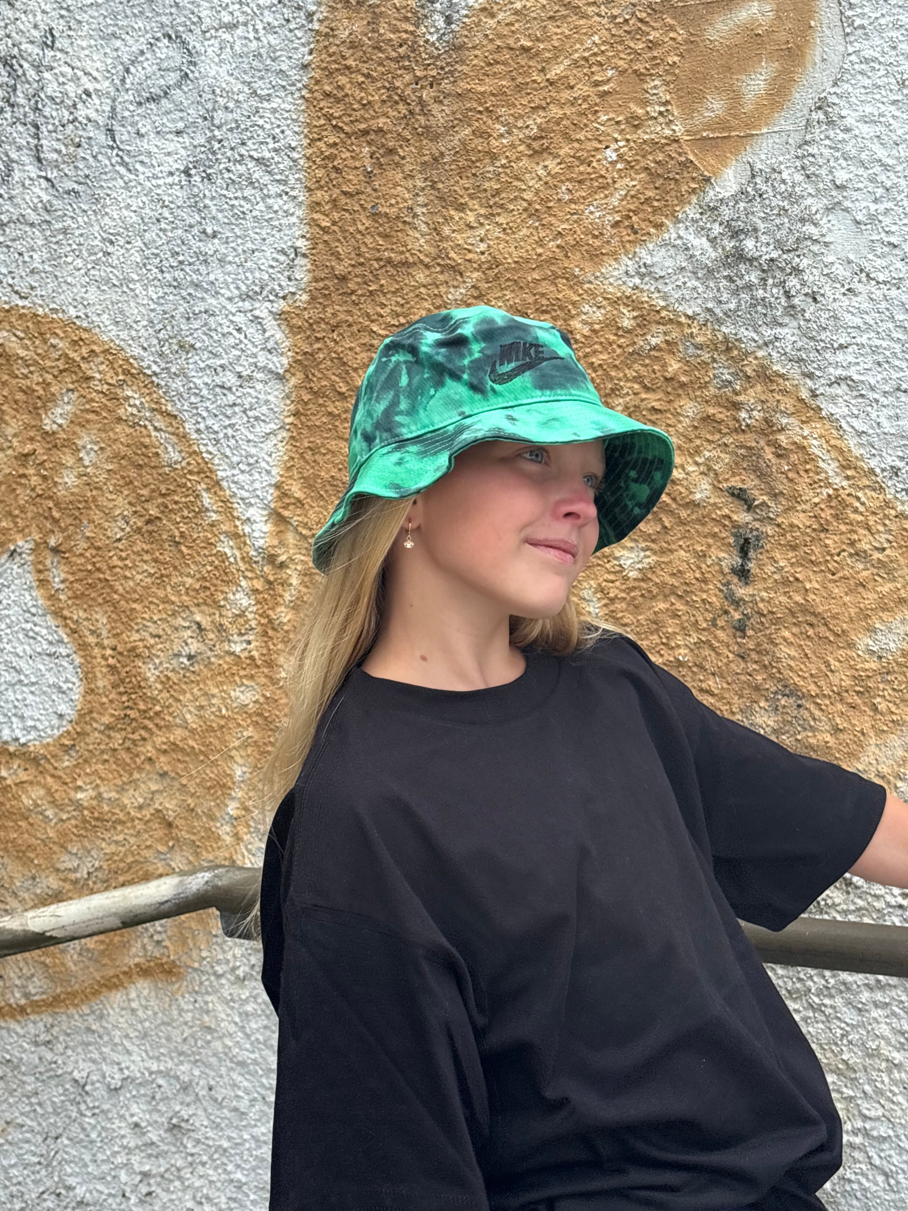 Nike bøllehat (preloved)