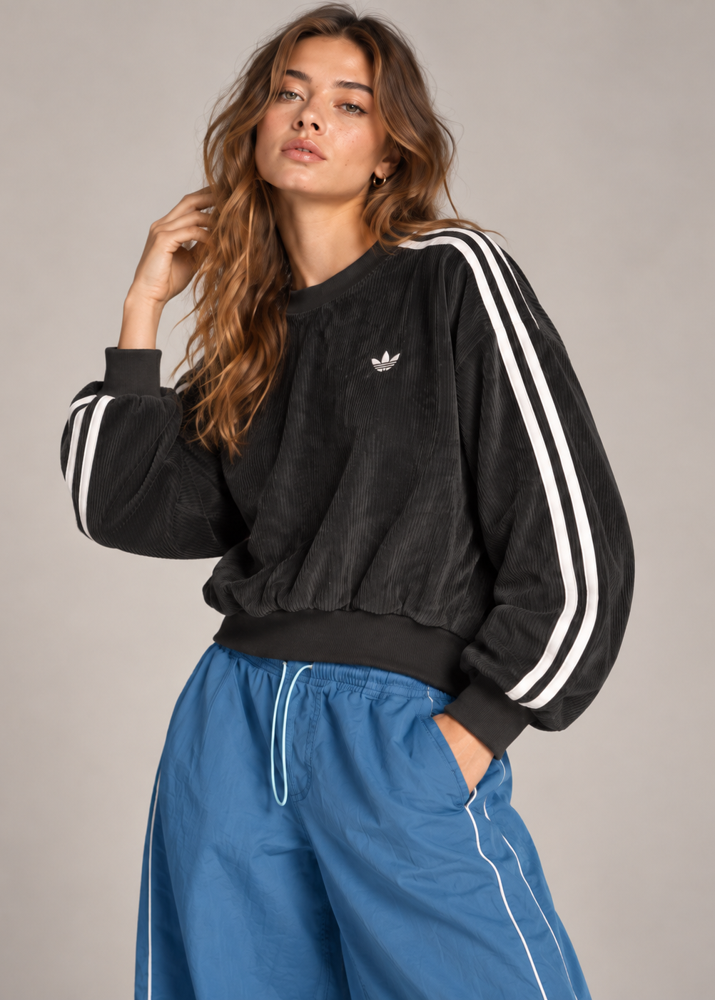 Adidas bluse sort (Preloved)