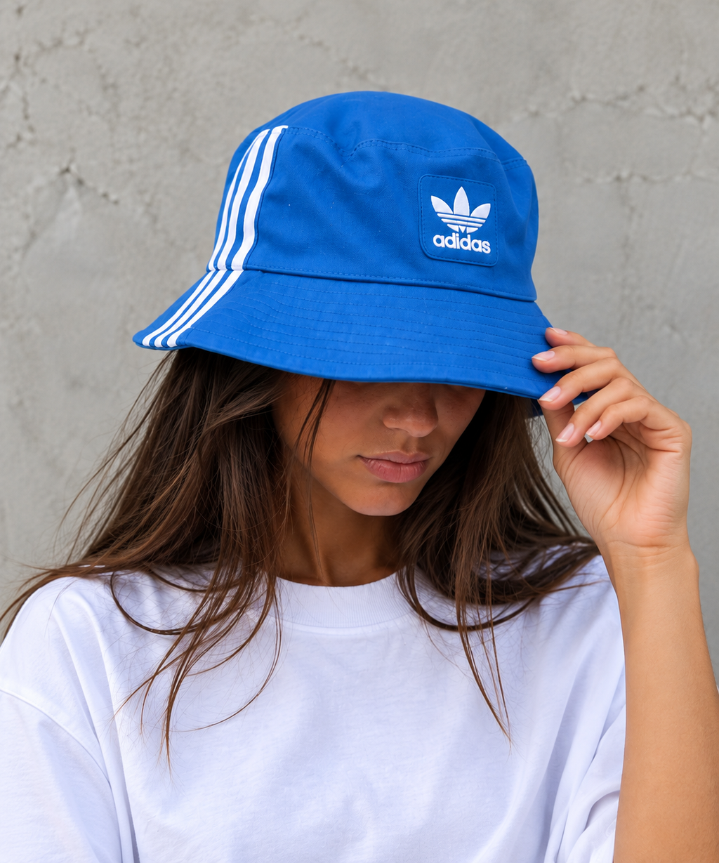 Adidas bøllehat (Preloved)